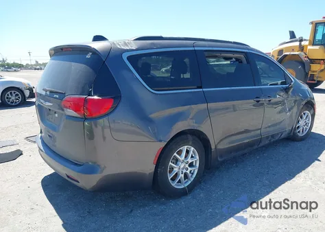 2021 Chrysler Voyager Lxi z USA, uszkodzony, nr VIN 2C4RC1DG8MR539103